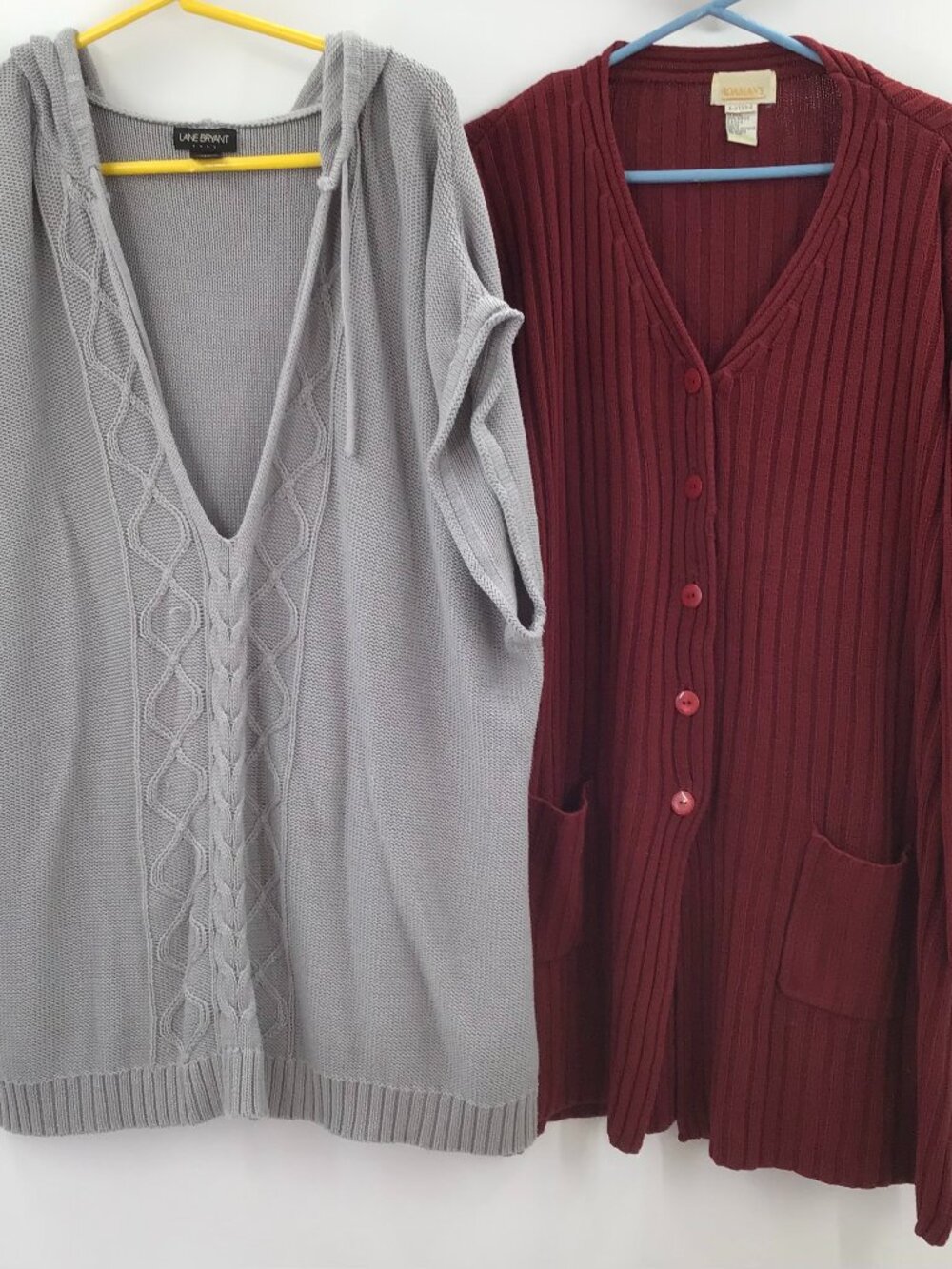 2 V-Neck 3X Tunic Length Sweaters 26/28 Red Gray Cardigan Lagenlook Office Layer